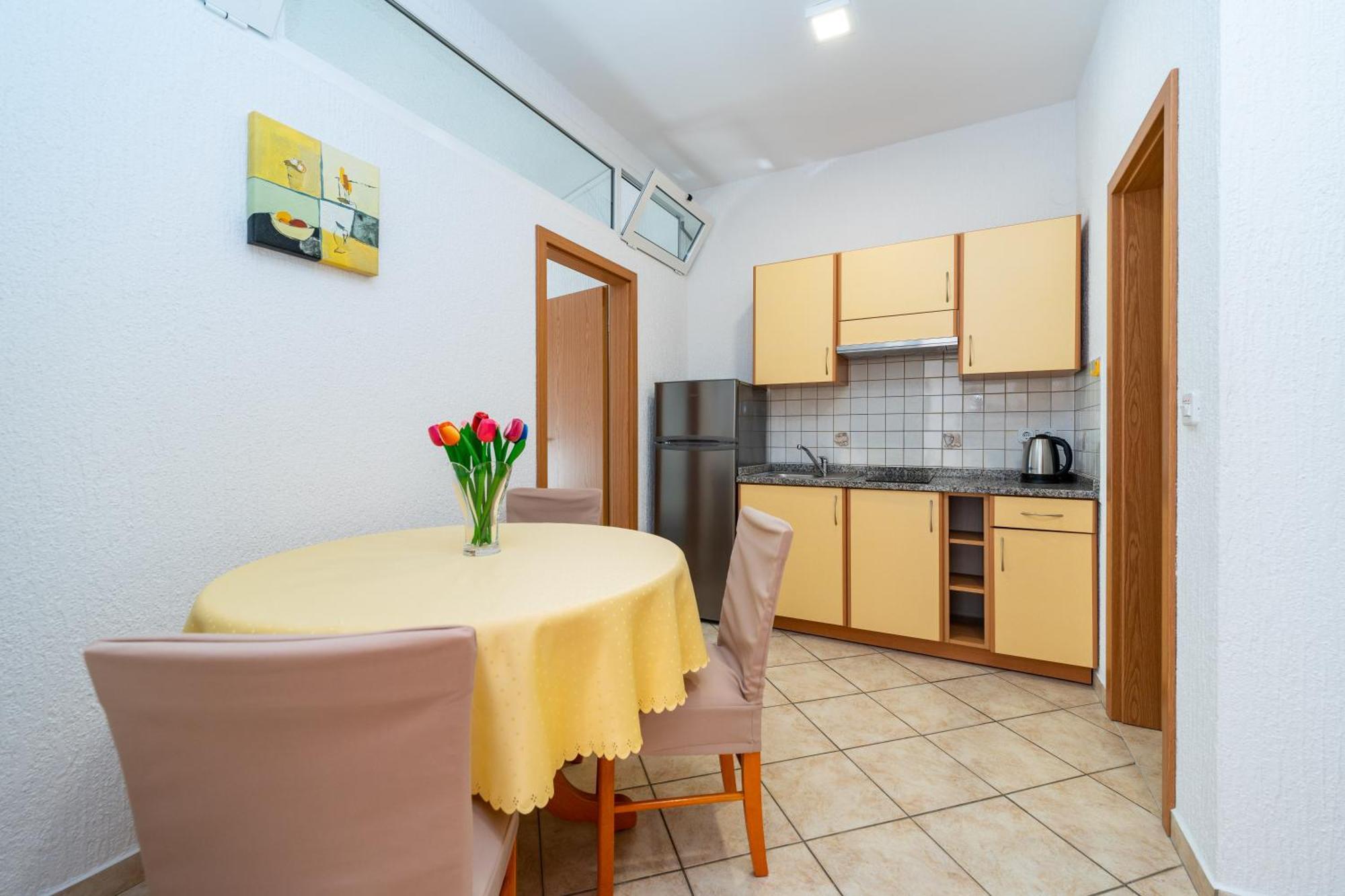 Apartments Cvetka ノヴァリャ エクステリア 写真